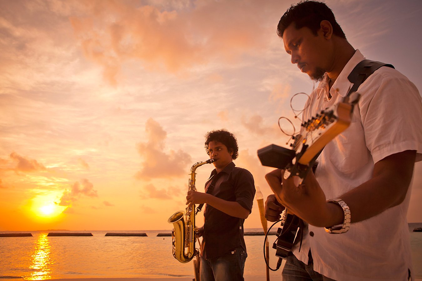 Sunset Jazz Image | Live Music in Kurumba Maldives 
