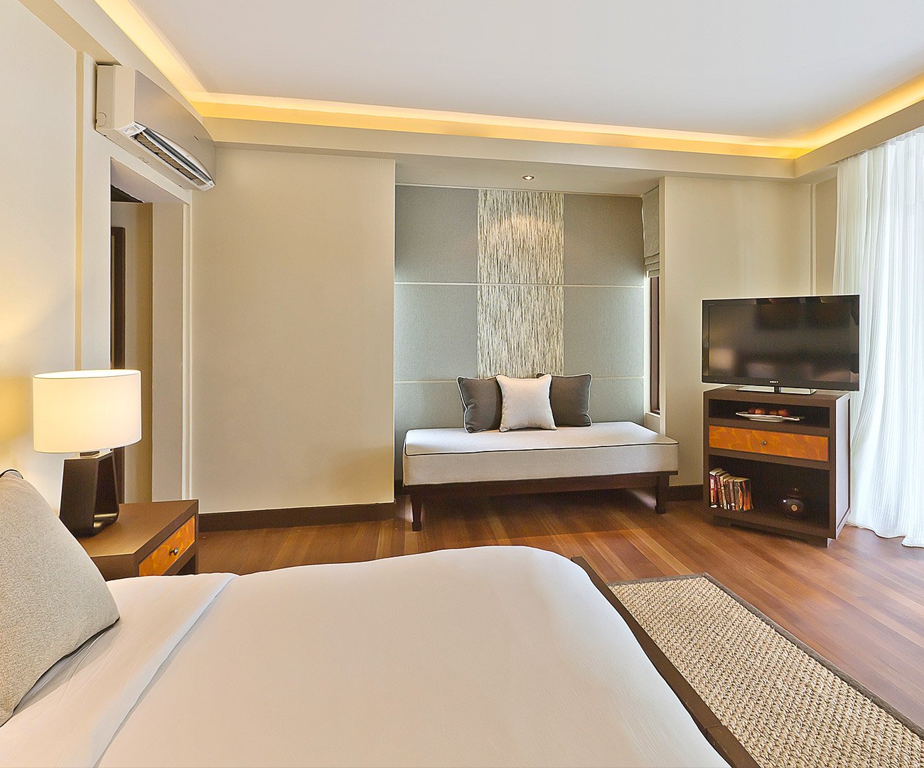 Superior Room Bedroom | Kurumba Maldives | Maldives Resort 