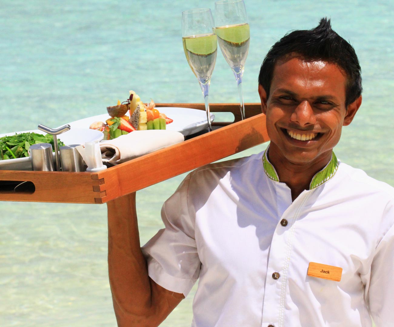Room Service Image - Kurumba Maldives 