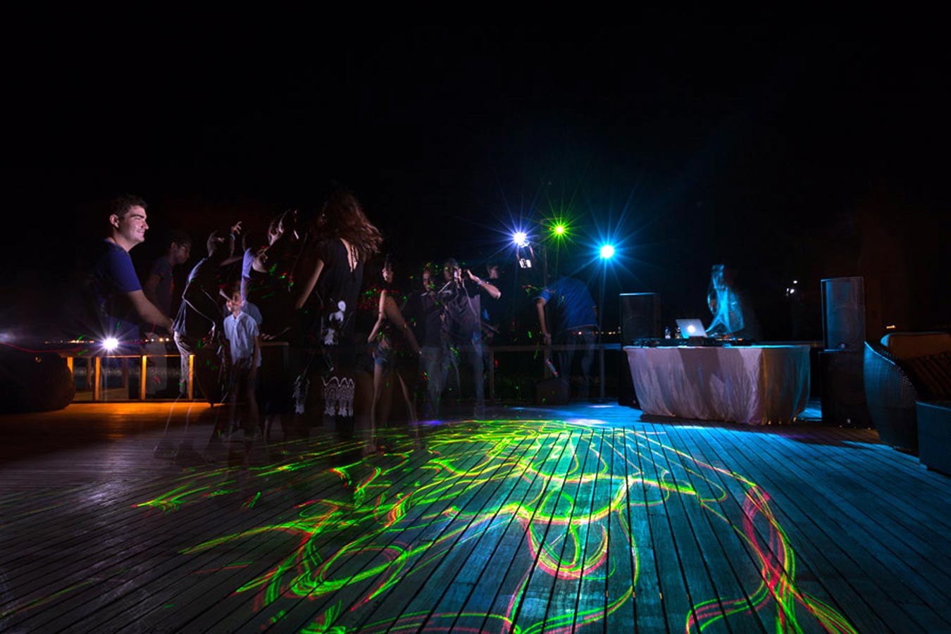 Live DJ Party Image | Live Music in Kurumba Maldives 