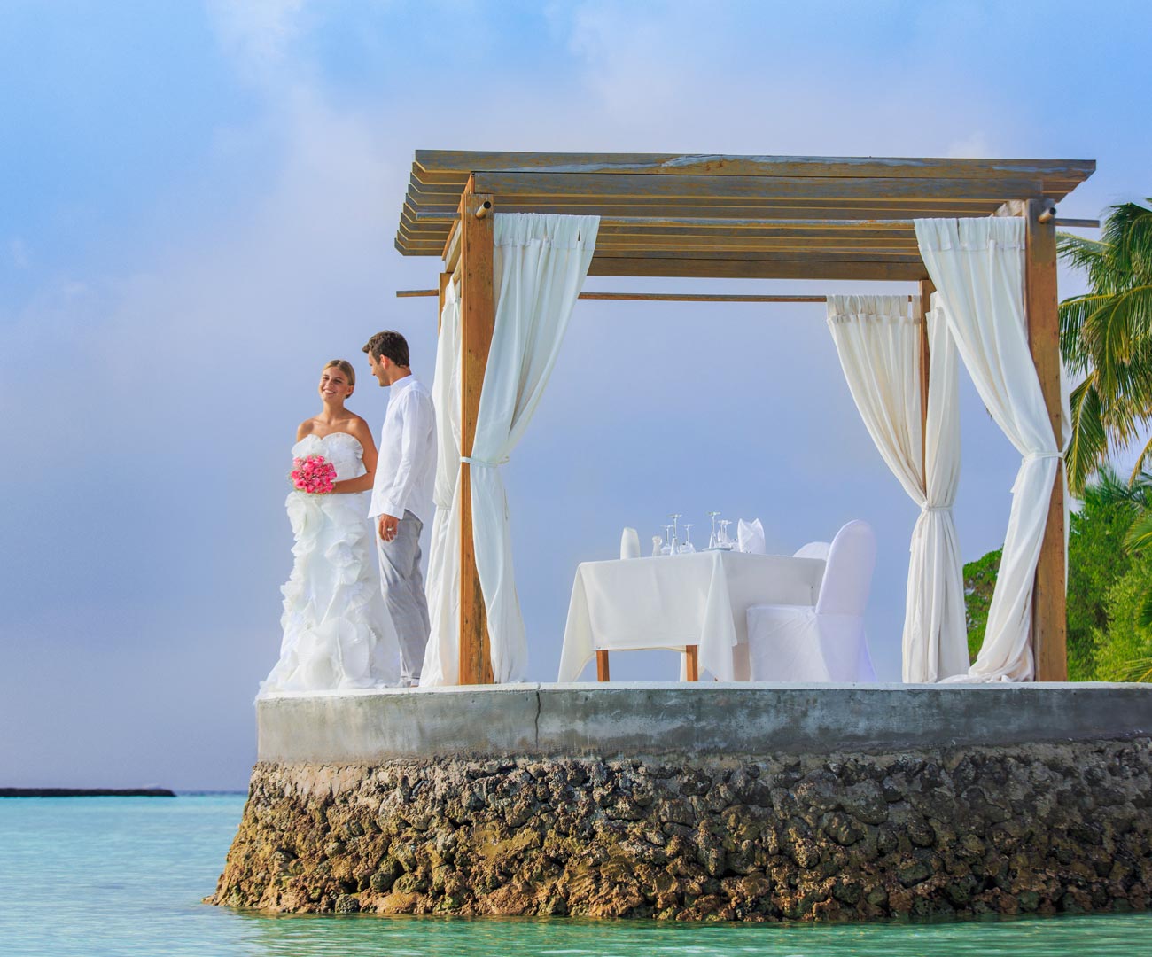 Maldives Resort Island Wedding Image | Kurumba Maldives 
